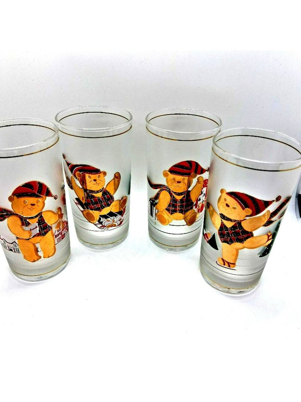 Vintage 4 Culver Christmas Holiday Glasses Bear Frosted 22k Gold Rim & Accents